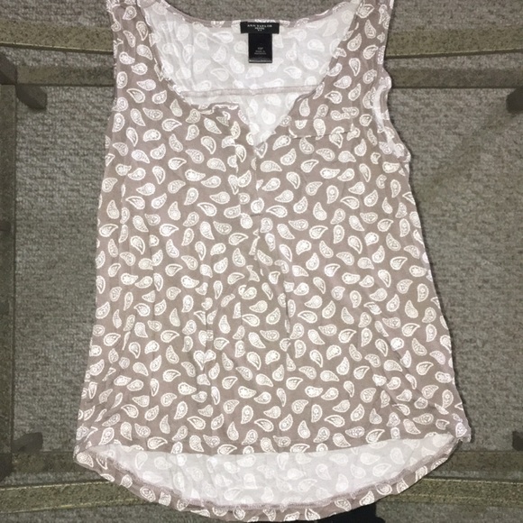 Ann Taylor Tops - Ann Taylor Shirt Ann Taylor Tops - Ann Taylor Shirt